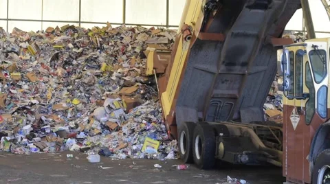 Garbage Truck Inside Transfer Station Medium 스톡 동영상 61805377