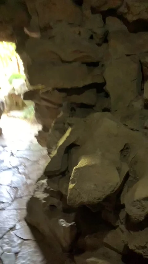 Garden cave in Suzhou 스톡 동영상 342631157