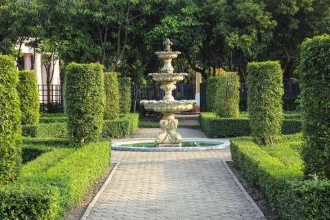 Garden path way Stock Photos