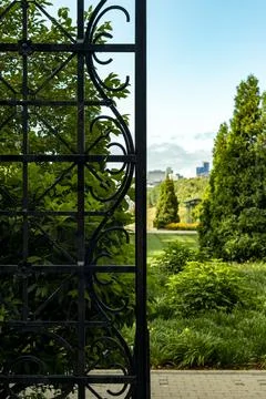 The garden through the bars Foto stock