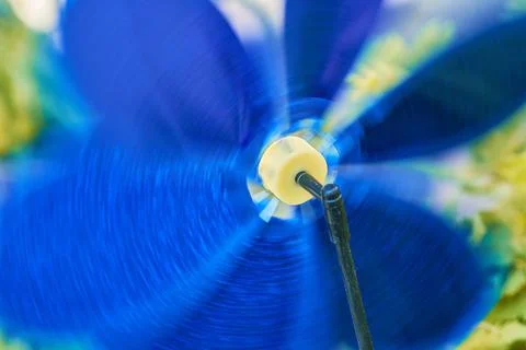 Garden Wind Spinner in Motion 库存照片