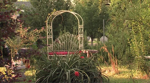 Garden1 Video stock 25997863