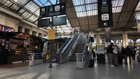 Gare de Lyon Paris Stock-Footage 340400334