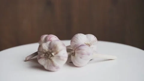 Garlic bulbs. Stock Footage 148129784