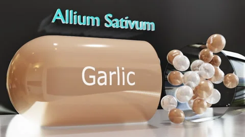 Garlic Capsule (Slow Motion) Stock-Footage 295072966