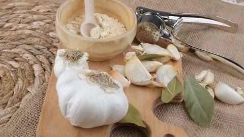 Garlic close up Stock-Footage 246686940