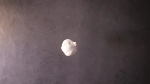 Garlic falling on the table. Slow motion flat lay 스톡 동영상 154755123