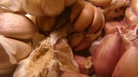 Garlic heads Stock-Footage 112108286