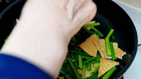 Garlic jjong fishcake Stock Footage 205419280