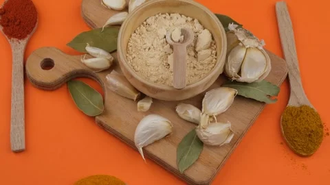 Garlic powder rotate Stock Footage 246109745