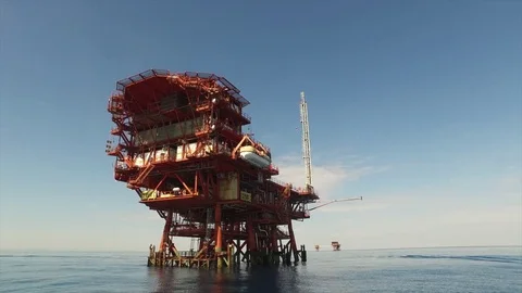 Gas offshore platform Stock Footage 79539027
