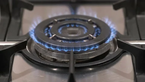 Gas stove with a burning flame of propane gas. Stock-Footage 223533554