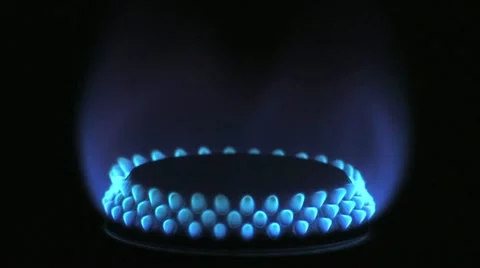 Gas_flame_pan_turn_1 Stock-Footage 11610680