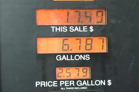 Gasoline Pump (2) Vídeo Stock 592782