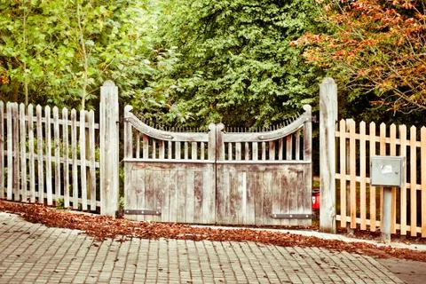 Gate in autumn Foto stock