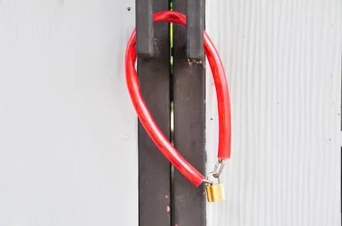Gate be locked by red wire locking Photos
