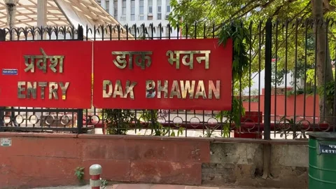 Gate of Dak Bhawan an Indian Post Office Headquarter in New Delhi, India 스톡 동영상 248589984