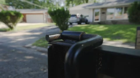 Gate in downward position after towing. Video stock 277628381