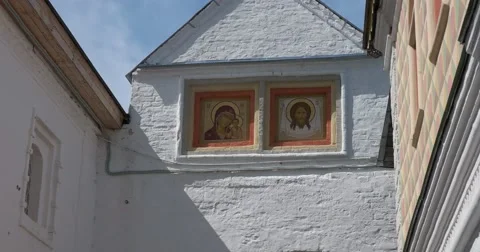 The gate icon of the Chambers of the Romanov boyars in the Ipatiev monastery. Stock Footage 64591607