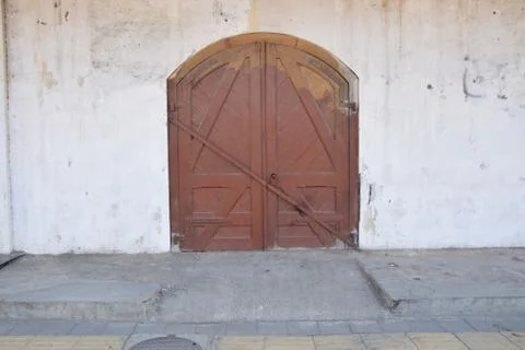 The gate in the old building, the classic old building 库存照片