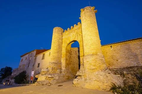 Gate of the Sollera gate of the Sollera , Arco de Abajo, XIV century, Medi... Фото