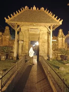 Gate to the Tombs of Wali Songo in Java Fotos Stock