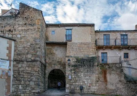 The gate of the wall and strength in the Old town in the village of Sepulveda Stock Photos