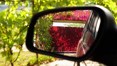 Gates in the country are automatically opened, the gate can be seen in the .. 스톡 동영상 71681998