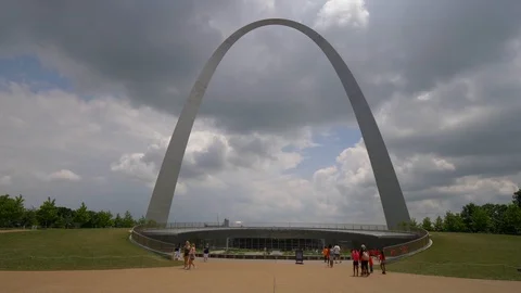Gateway Arch in St. Louis Stock-Footage 111411294