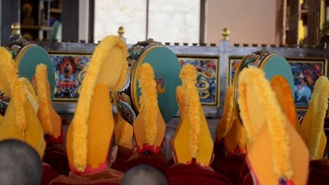 Gathering of monks in the monastery 스톡 동영상 121961595