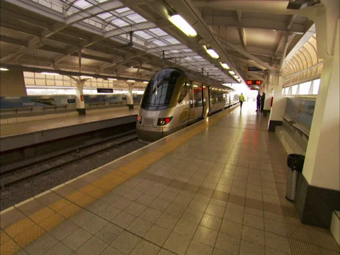Gautrain in a station Stock-Footage 27357515