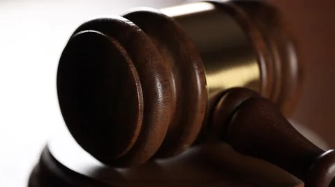 Gavel hitting sound block Видео 52818261