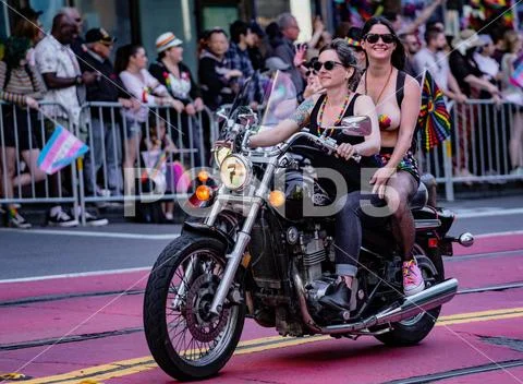 Gay Pride Parade in San Francisco - Dykes On Bikes lead the parade Stock Photos