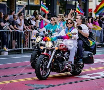 Gay Pride Parade in San Francisco - Dykes On Bikes lead the parade Stock Photos