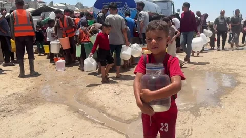 Gaza Residents Queue For Water 5 Stock Footage 336315810