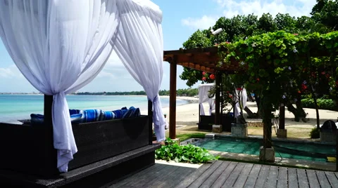 Gazebo and pool on the beach. 스톡 동영상 58877163