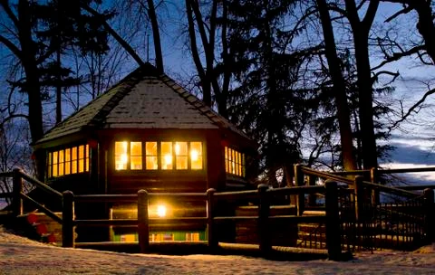 Gazebo at dusk Stock-Fotos