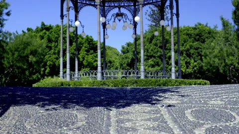 Gazebo in park in catania Video stock 233717784