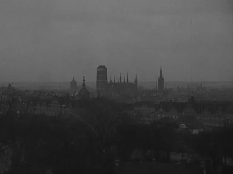 Gdansk - 1935: Danzig skyline Stock-Footage 228835483