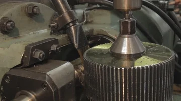 Gear-cutting machine Video stock 85828443