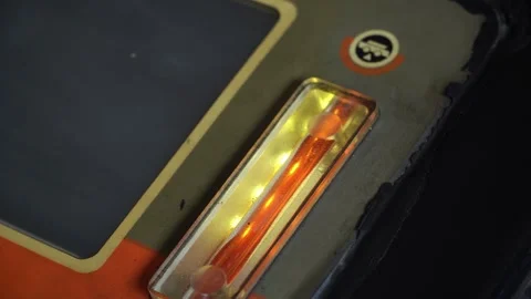 Gear flushing machine,Automatic transmission flushes and fluid replacements.. 스톡 동영상 282345519