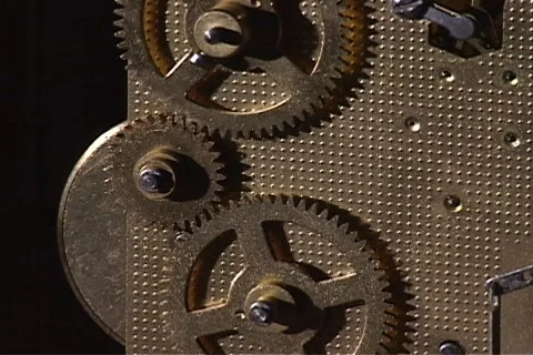 Gears turn in a watch. Stockbeeldmateriaal 340388