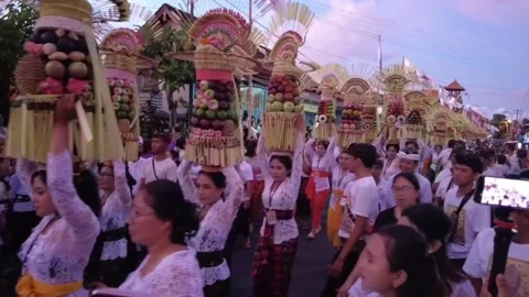 Gebogan parade in bali Stock Footage 229956741