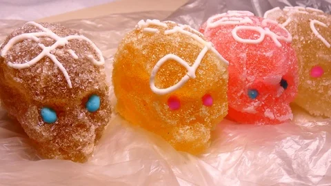 Gelatin skulls Stock-Footage 123551368