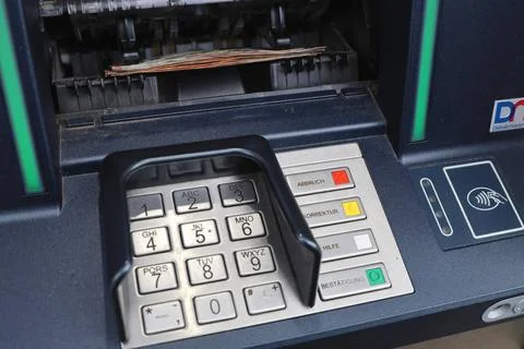  Geldautomat 25.03.2024, Erfurt, Bedienfeld eines Geldautomaten, das Geldf... Stock Photos