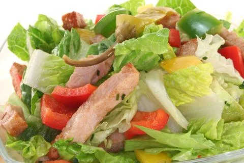 Gemischter Salat mit Putenstreifen Gemischter Salat mit Putenstreifen und ... Stock Photos