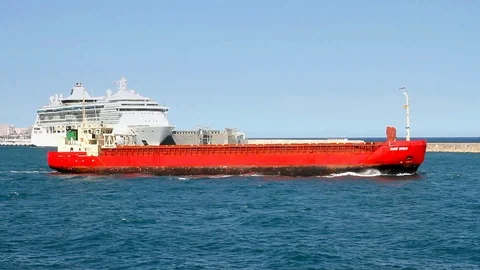 General cargo ship leaving the port of Alicante. Stock Footage 114200211