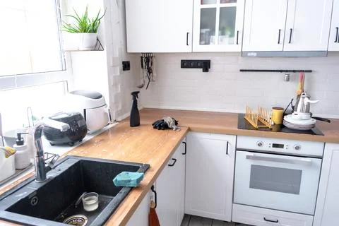 General cleaning in the kitchen, surface cleaning and grease removal produc.. Foto stock