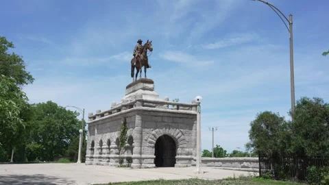 General John A. Logan equestrian monument in Chicago Stock Footage 340348578