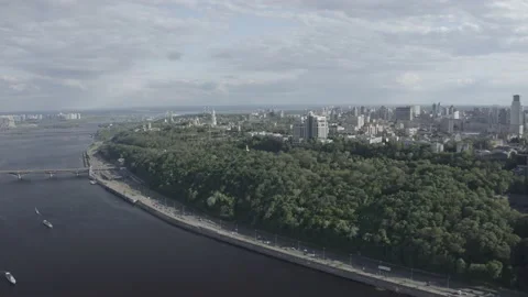 General plan of the city of Kyiv. View of the right bank. City center. Summer. 스톡 동영상 219957670